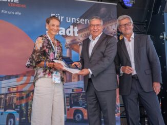 150 Jahre Nahverkehr in Wiesbaden: Jubiläumsjahr mit Museum, Sonderbussen und großem Fest endet erfolgreich