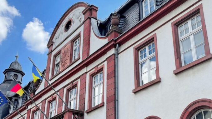 Eltville: Verwaltung nur verkürzt erreichbar am Sektfestmontag