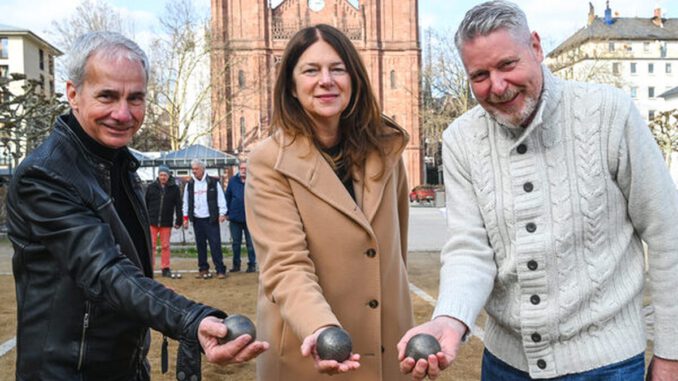 Luisenplatz: Boulebahnen nach Winterpause wieder geöffnet, Verleih per App nutzbar Luisenplatz: Boulebahnen nach Winterpause wieder geöffnet, Verleih per App nutzbar