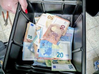 Wiesbaden beschlagnahmt rund 40 illegale Glücksspielgeräte und entdeckt hohe Umsätze