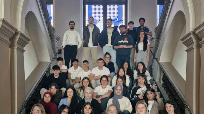 Wiesbaden empfängt Jugendliche aus Urretxu zu einwöchigem Austausch mit Fokus auf Kunst und Kreativität Wiesbaden empfängt Jugendliche aus Urretxu zu einwöchigem Austausch mit Fokus auf Kunst und Kreativität